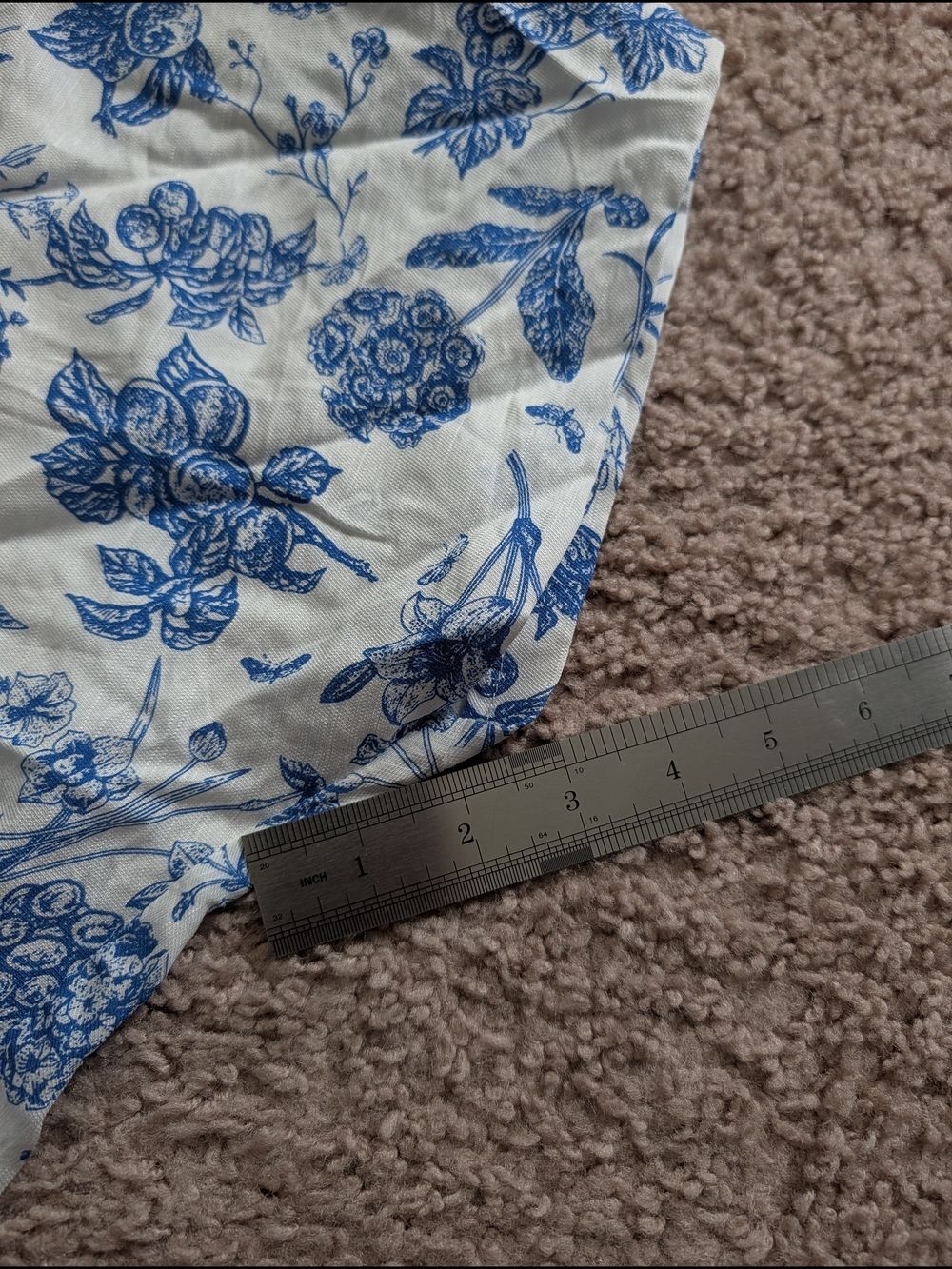 Umgee Women Royal Blue White Full Size Two Tone Floral Print Top Plus NWT Medium - Picture 12 of 12